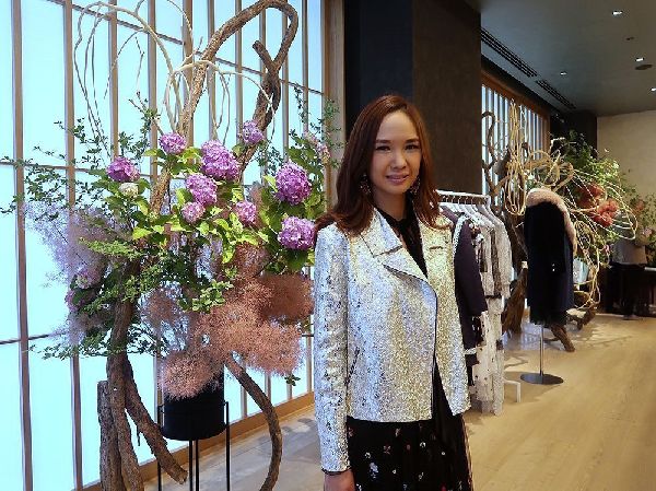 ด้วยเสน่ห์อันเย้ายวนของงานดีไซน์อารมณ์โรแ...