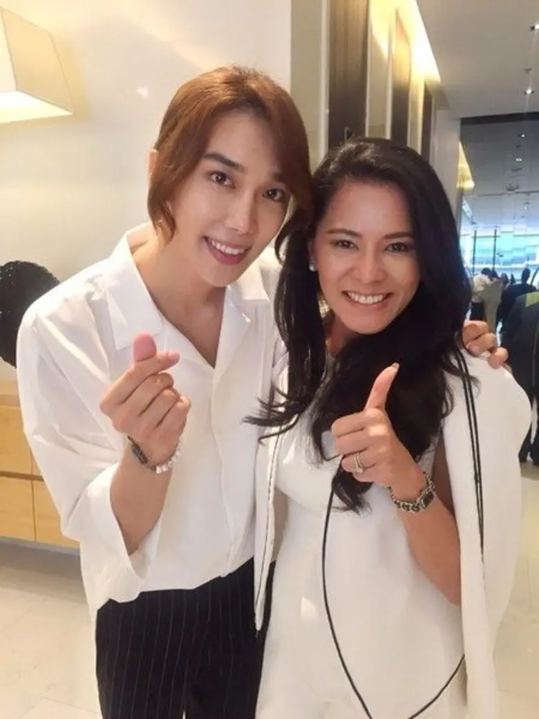 โรงแรมเพรสซิเดนท์ พาร์ค สุขุมวิท 24 นำโดย...