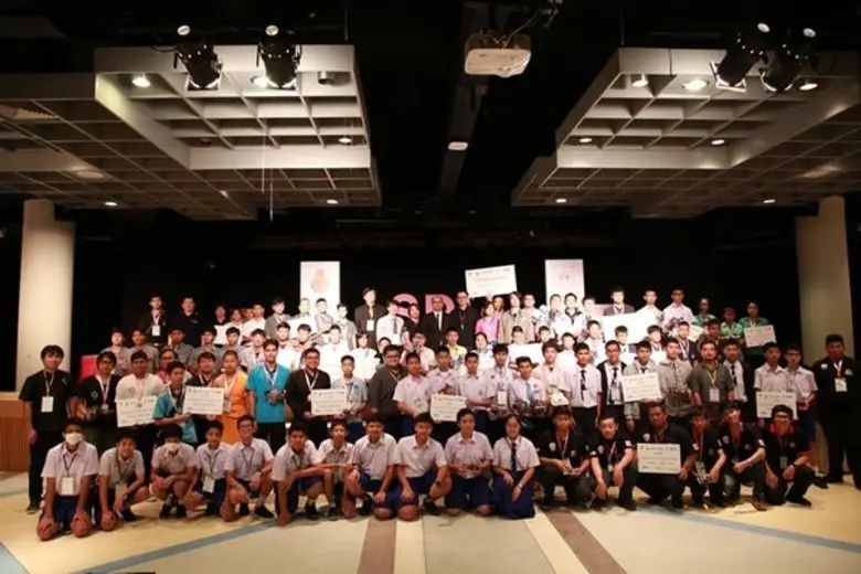 วิศวะฯม.ศรีปทุม จัดพิธีมอบรางวัลให้กับนักเรียนและนั...