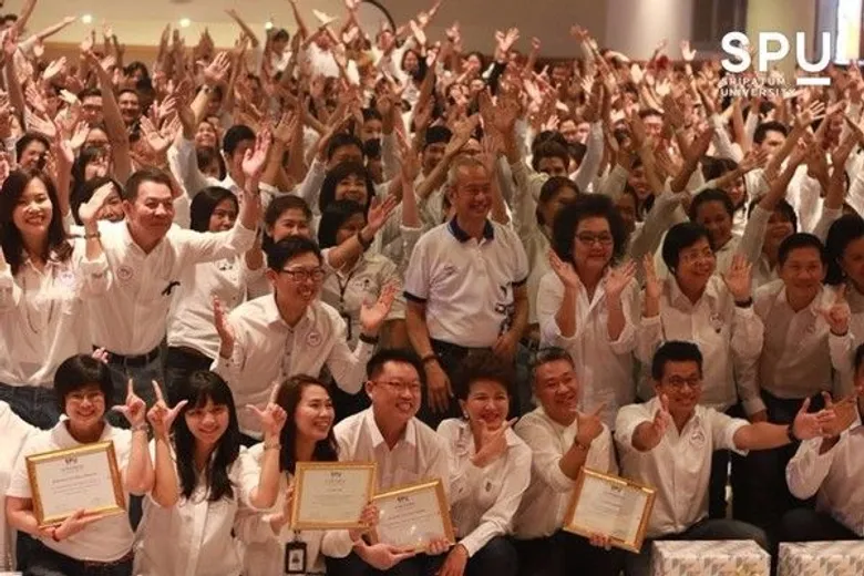 SPU: เชิดชูคนดี! ม.ศรีปทุมมอบรางวัล อาจารย์และบุคลากรดีเด่น ประจำปี 2560