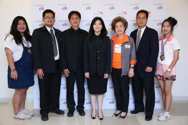 นางสาวนฤมล จิวังกูร รองกรรมการผู้จัดการให...