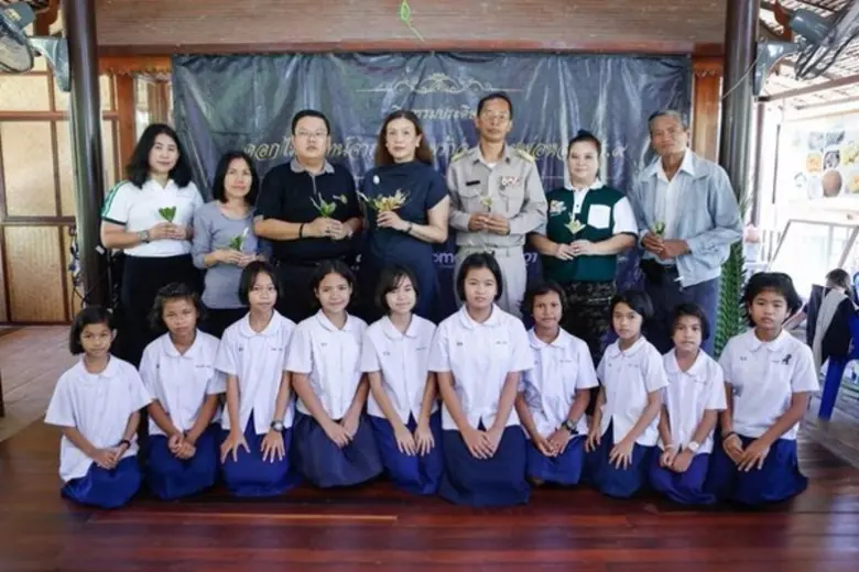 วรงค์รอง ตั้งคำ ผู้อำนวยการฝ่ายขายและการต...