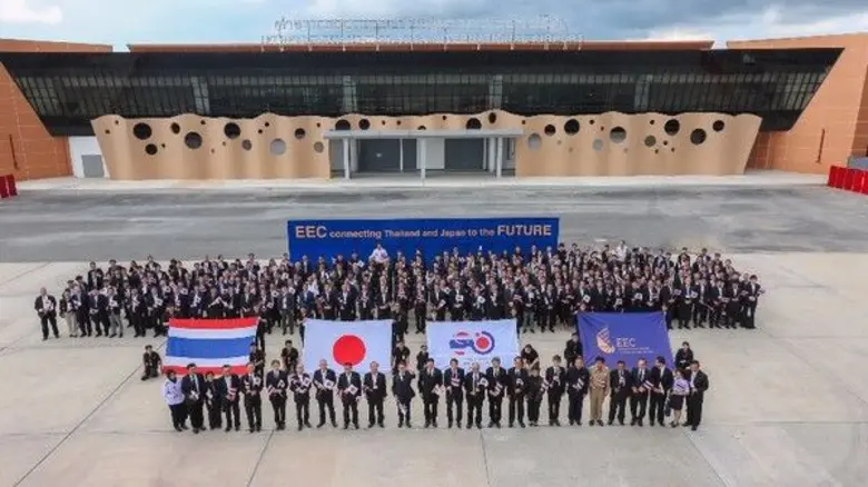 รัฐมนตรีว่าการกระทรวงอุตสาหกรรม ดร.อุตตม ...