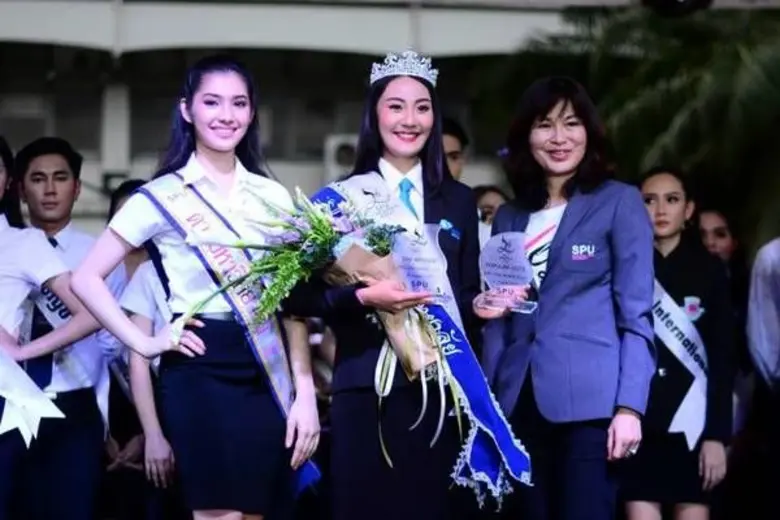 ดร.จรรยา พุคยาภรณ์ รองอธิการบดีมหาวิทยาลั...
