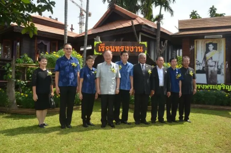 พลเอก ประสาท สุขเกษตร เลขานุการรัฐมนตรีว่...