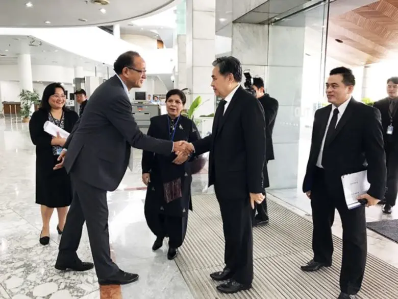 นายอภิศักดิ์ ตันติวรวงศ์ รัฐมนตรีว่าการกร...