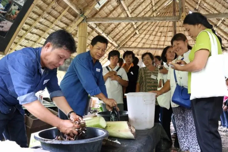 มูลนิธิสังคมสุขใจ ร่วมกับ กลุ่มมิตรผล ปั้นชุมชนสู่ผู้ประกอบการเกษตรอินทรีย์ เชื่อมอาหารปลอดภัยจากฟาร์มสู่โรงงาน