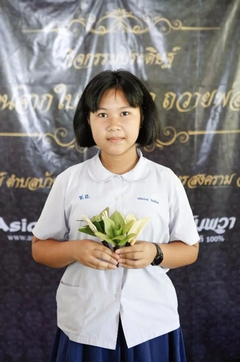 เอเซียติคฯ ชวนเยาวชนจิตอาสา รวมใจประดิษฐ์ “ดอกไม้จันทน์จากใบมะพร้าว ถวายพ่อหลวง ร.9”