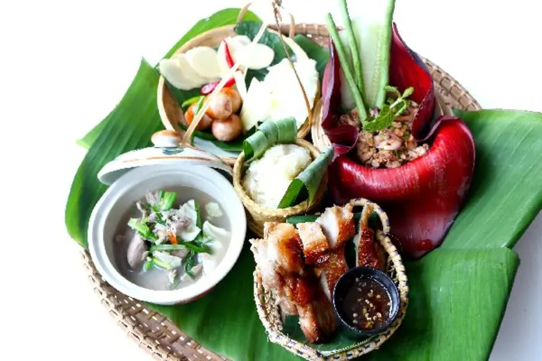 อาหารไทย 4 ภาครสดั่งเดิม ณ โรงแรมดรีม กรุงเทพฯ สุขุมวิท 15