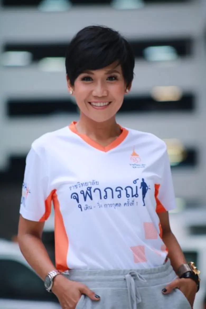 ผู้ประกาศข่าวช่อง 3 ร่วมรณรงค์ถ่ายทำคลิปวิดีโอ ในโครงการ “ราชวิทยาลัยจุฬาภรณ์ เดิน – วิ่ง การกุศล ครั้งที่ 1”