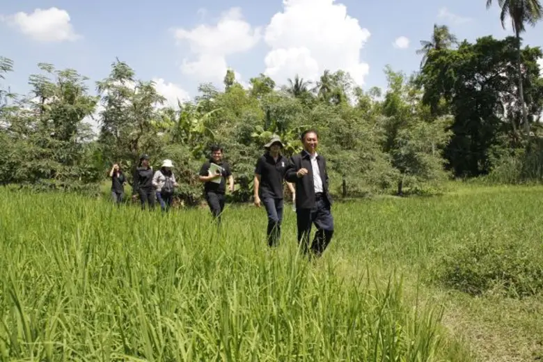 ผู้ตรวจราชการ กระทรวงเกษตร เยี่ยมชม “สามพรานโมเดล”  ชมต้นแบบ พัฒนาห่วงโซ่อุปทานสินค้าเกษตรอินทรีย์สู่ความอย่างยั่งยืน