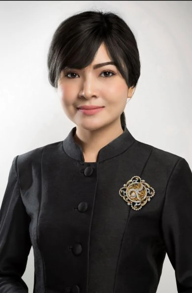 “ภูมิพลังแห่งนวธารา” เข็มกลัดเพชรคอลเลกชั่นพิเศษจาก “ยูบิลลี่ ไดมอนด์” สานต่อแนวคิดของมูลนิธิชัยพัฒนา เพื่อรำลึกในพระมหากรุณาธิคุณของพระบาทสมเด็จพระเจ้าอยู่หัว รัชกาลที่ 9