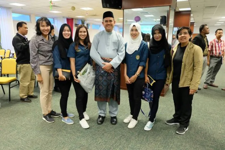 มรภ.สงขลา เรียนรู้ด้านวิทย์ฯ ม.เทคโนโลยี มาเลเซีย เตรียมผนึกความร่วมมือทำวิจัย สหกิจ-แลกเปลี่ยน นศ.