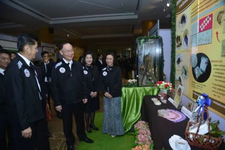 เกษตรฯ เดินหน้าขับเคลื่อนนโยบายปี 61 มุ่งสู่เกษตร 4.0 มอบหมายกรมวิชาการเกษตร เร่งขับเคลื่อนงานวิจัยพัฒนาพืช และเทคโนโลยีแบบครบวงจร