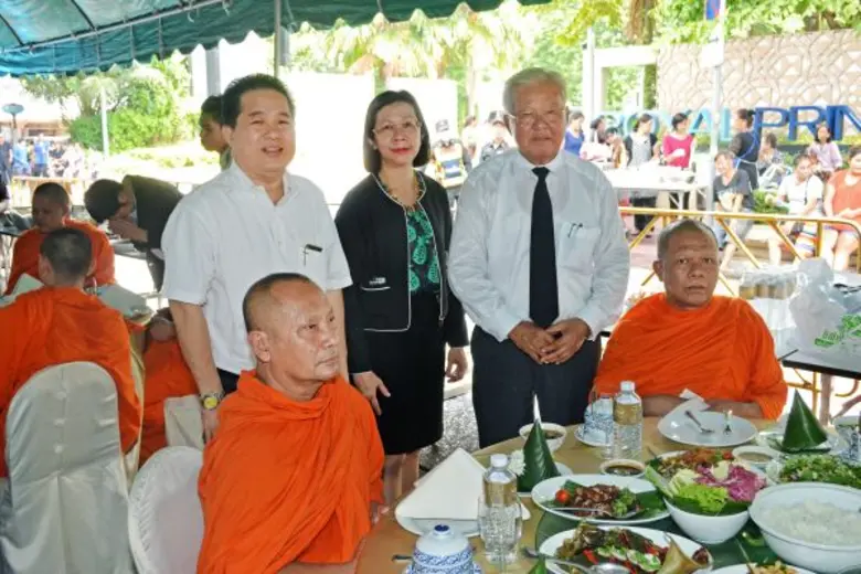 เทวีรัตน์ สุริยะพันธุ์ รองผู้จัดการทั่วไป โรงแรมรอย...