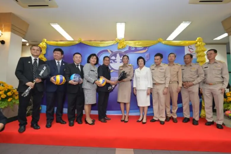 นางกอบกาญจน์ วัฒนวรางกูร รัฐมนตรีว่าการกร...