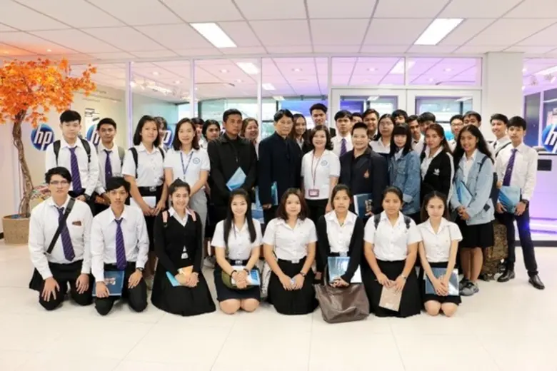 มหาวิทยาลัยเทคโนโลยีราชมงคลพระนคร เยี่ยมชมเมโทรซิสเต็มส์ฯ
