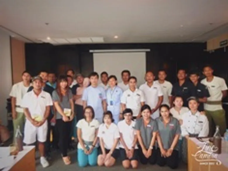 โรงแรมเซ็นทารากะรนรีสอร์ท ภูเก็ต จัดฝึกอบรมการปฐมพยาบาล และการช่วยชีวืตขั้นพื้นฐาน ประจำปี 2560