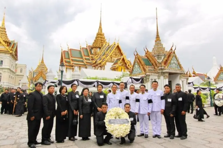 นายประพันธ์ ภัทรประสิทธิ์ กรรมการผู้จัดกา...