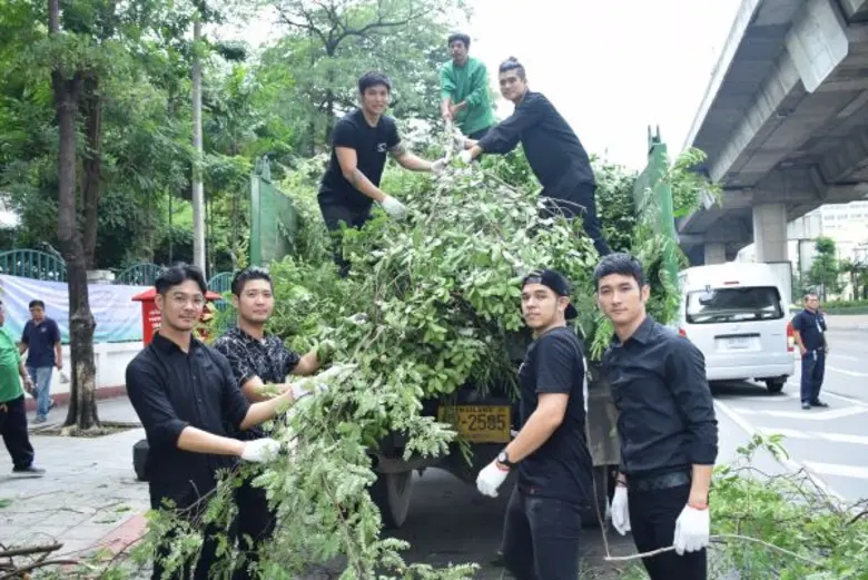 ศิลปิน - ดารา ร่วมเป็นจิตอาสาในโครงการ “จิตอาสาโครงการน้ำพระทัยพระราชทานสภาสังคมสงเคราะห์ฯ รณรงค์ทำความสะอาด”