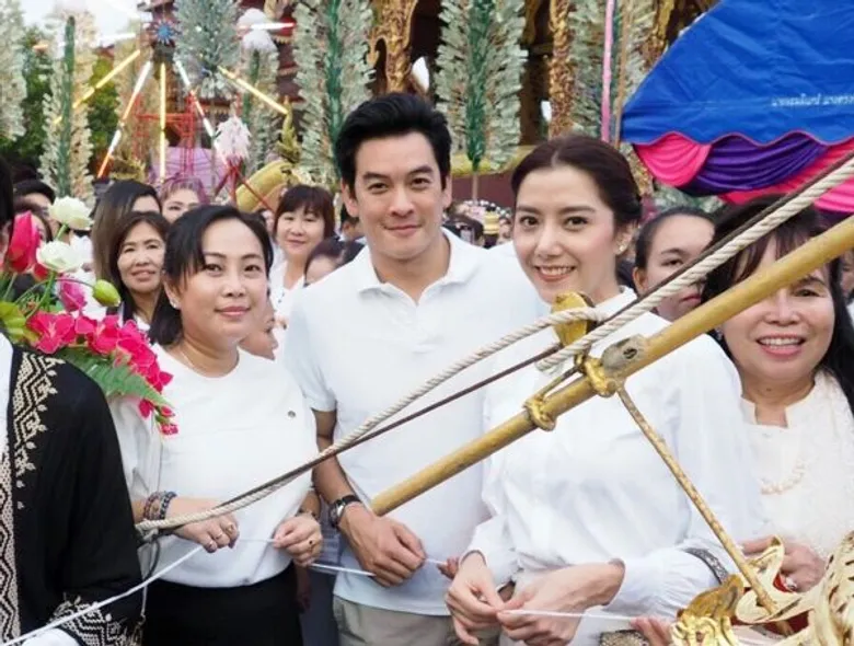 “ชาคริต-ไอซ์” นำทัพดาราทำบุญจุลกฐิน ถวายแด่ “ในหลวง รัชกาลที่ 9