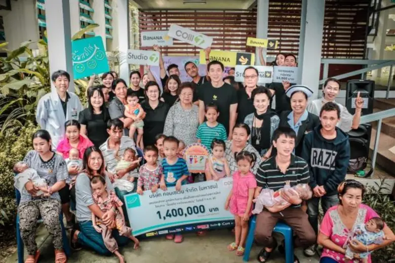 คุณสุระ คณิตทวีกุล ประธานเจ้าหน้าที่บริหา...