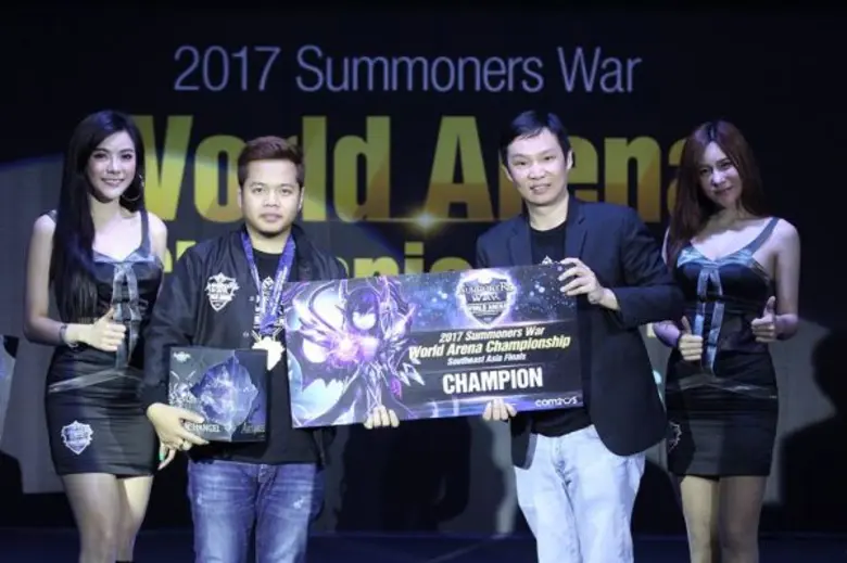 - กระแสตอบรับยอดเยี่ยม! จากงานแข่ง eSport...
