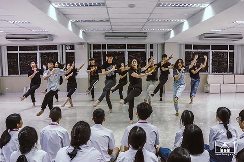 นิเทศจุฬาฯ เปิดรั้วคณะ พาน้องม.ปลายร่วมงาน One Day Visit 60