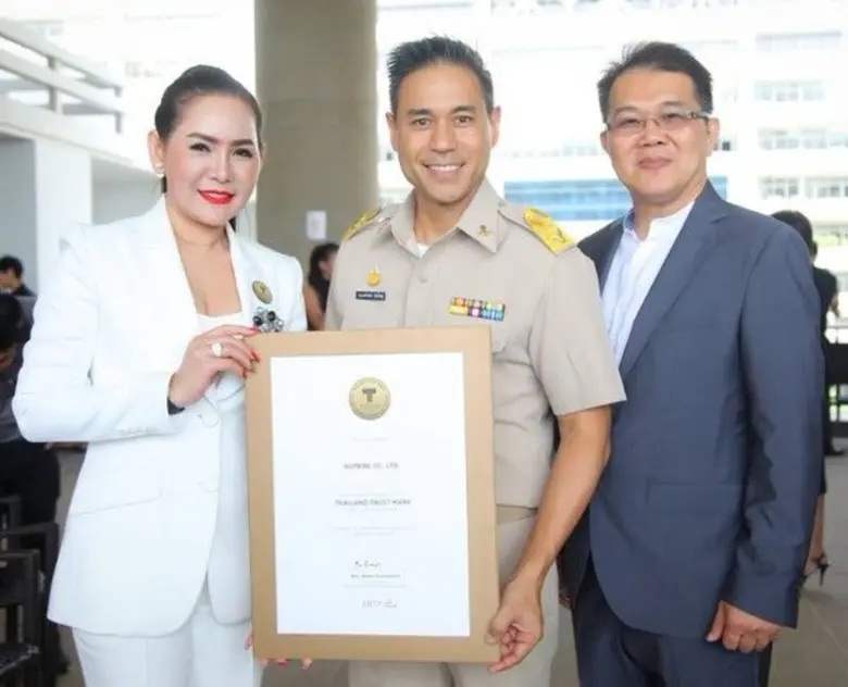 คุณโจเซฟ วอง ประธานเจ้าหน้าที่บริหาร บริษ...