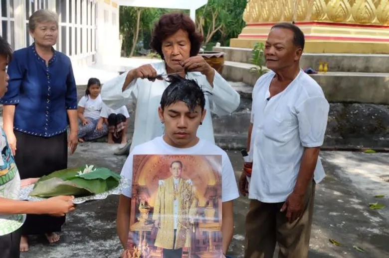 “เก่ง วงเฟลม” ถวายความอาลัย แต่งเพลง “พ่อไม่ต้องห่วง” เพื่อพ่อหลวง รัชกาลที่ 9