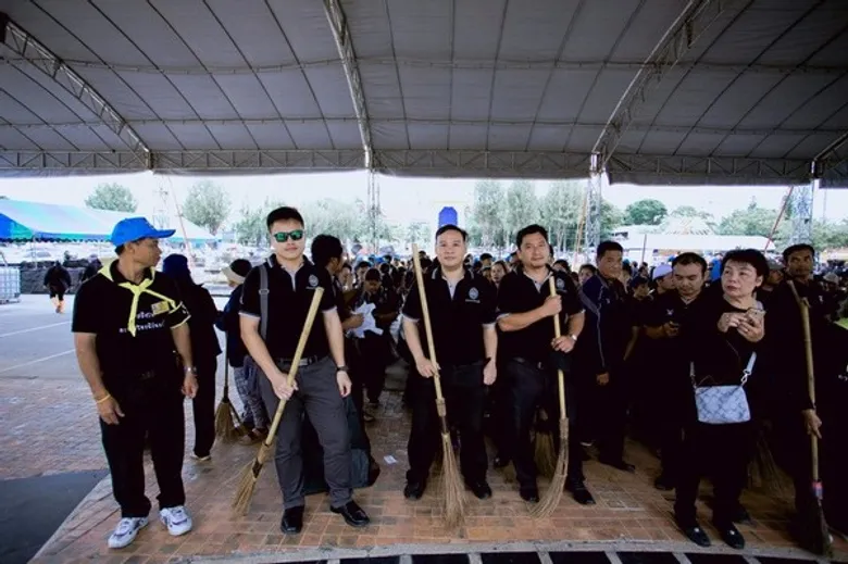 ราชภัฏโคราช รวมพลังความภักดี ร่วมกิจกรรมโครงการจิตอาสาเราทำความดีด้วยหัวใจ