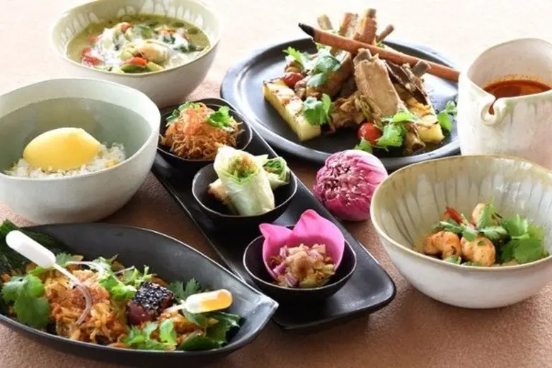 ร่วมสัมผัสมนต์เสน่ห์ในคืนวันเพ็ญเดือนสิบส...