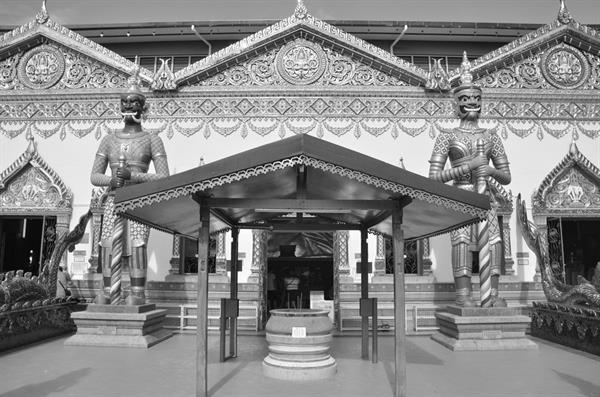 ตลอดเกือบหนึ่งปีเต็มหลังการเสด็จสวรรคตของ...