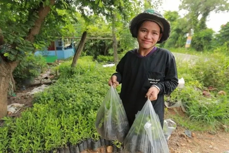 รายการ "สานรัก คนเก่งหัวใจแกร่ง" อาทิตย์น...