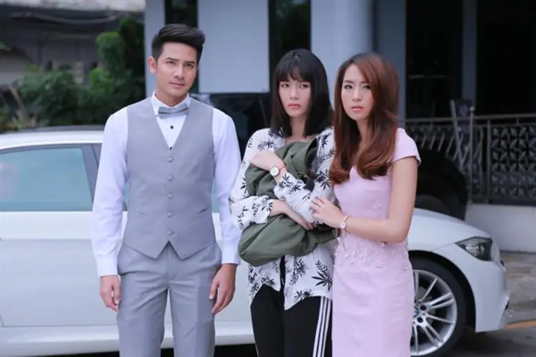 ทีวีไกด์: ย่อตอนโปรเจ็กต์ 'The Writers’ (เดอะ ไรท์เตอร์) เรื่อง 'หลงไฟ’ ออกอากาศ จันทร์ที่ 30 และ อังคารที่ 31 ก.ย. 2560