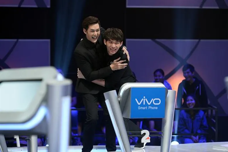 ทีวีไกด์: รายการ “ตกสิบหยิบล้าน” ต้องแกร่ง ถึงจะรอด!!! “เนย – ปภาดา” ถูกรุ่นพี่นักแสดงฟอร์มทีม รุมทึ้ง!!! กลางเกม “ตกสิบหยิบล้านฯ”
