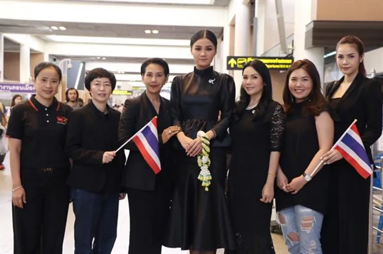 “เลอซาช่า” เผยเคล็ดเตรียมผมสวยรับมง ร่วมส่ง “มิลค์ – ภัทลดา” คว้าตำแหน่งมิสเวิลด์ 2017