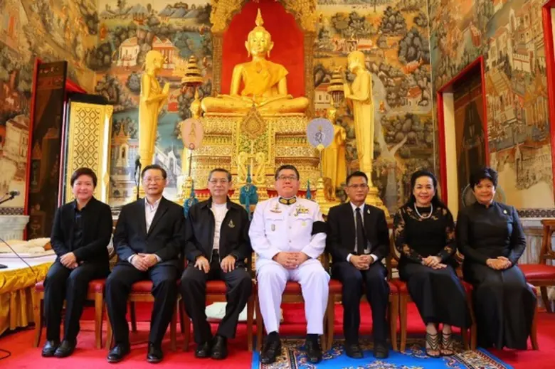 เมื่อเร็วๆ นี้ ชัยวัฒน์ อุทัยวรรณ์ (กลาง)...