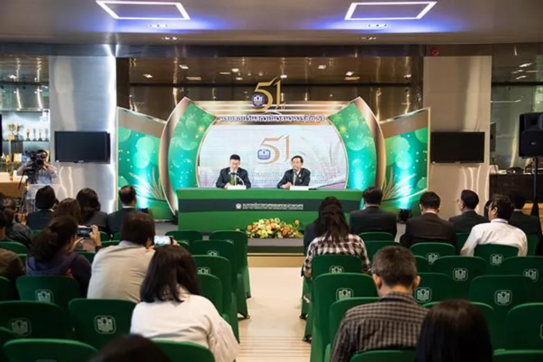 ธ.ก.ส. เผยผลงาน 6 เดือน จ่ายสินเชื่อกระตุ้นเศรษฐกิจฐานรากแล้วกว่า 1.2 ล้านล้านบาท