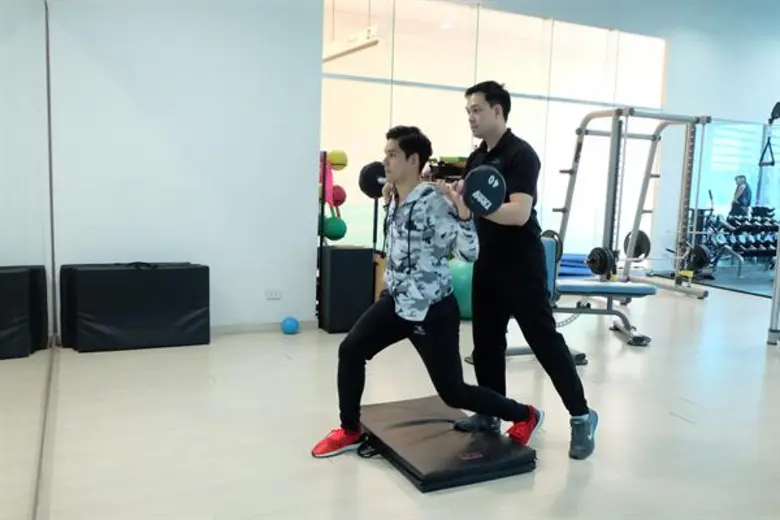 อั๋น ชยพล ขอฟิตแอนด์เฟิร์ม เสริมความหล่อที่ไคโรเฮลท์