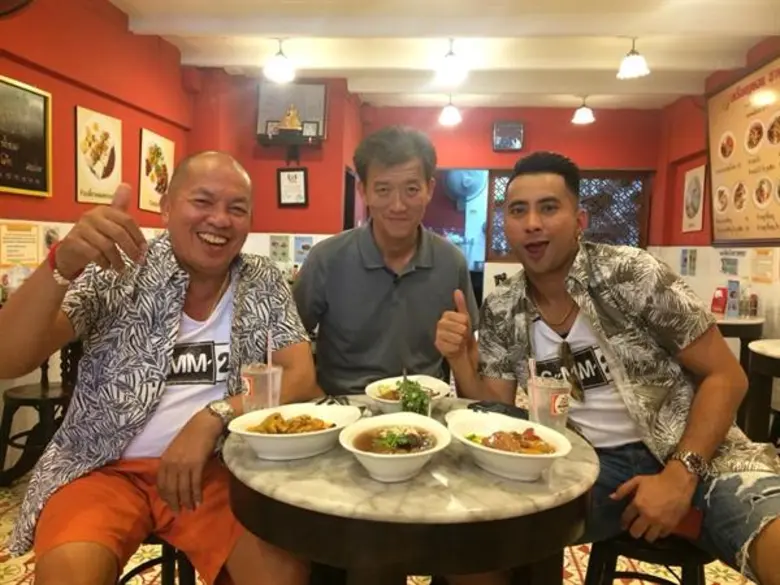 ทีวีไกด์: รายการ “ตลกแหลก” “บอล-ค่อม” ตระเวนชิมของอร่อยขึ้นชื่อในย่าน “ประชานิเวศน์ 1” ติดตามได้ ใน “ตลกแหลก” อาทิตย์ที่ 12 พฤศจิกายน นี้