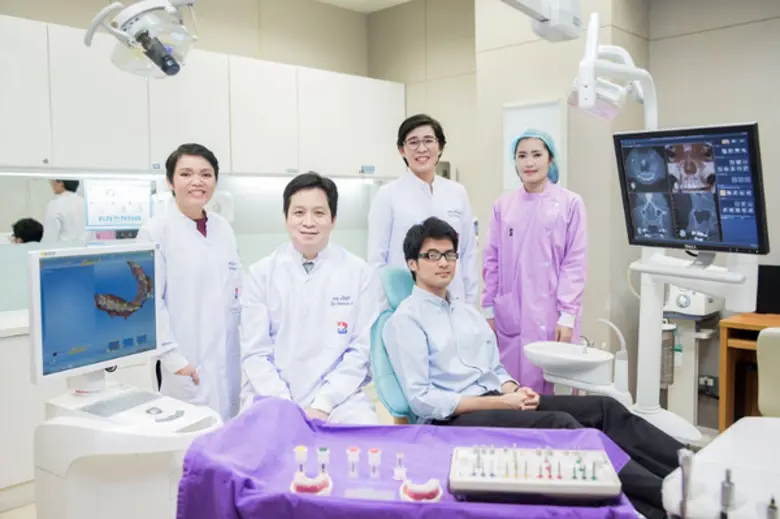 ทพญ.วลัยลักษณ์ เกียรติธนากร ผู้อำนวยการอา...