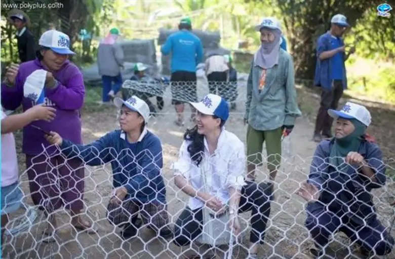 สายบุญยกแก๊ง เชอรี่-เข็มอัปสร, น้ำผึ้ง-ณั...