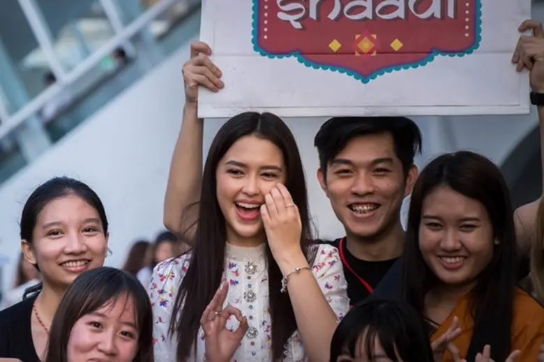 ละครนิเทศจุฬาฯ 60 ""ภารตะชาดี้ สะบัดส่าหร...