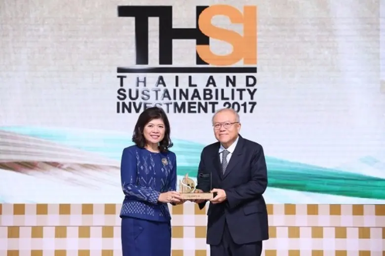 ในพิธีมอบรางวัลด้านความยั่งยืน "SET Susta...
