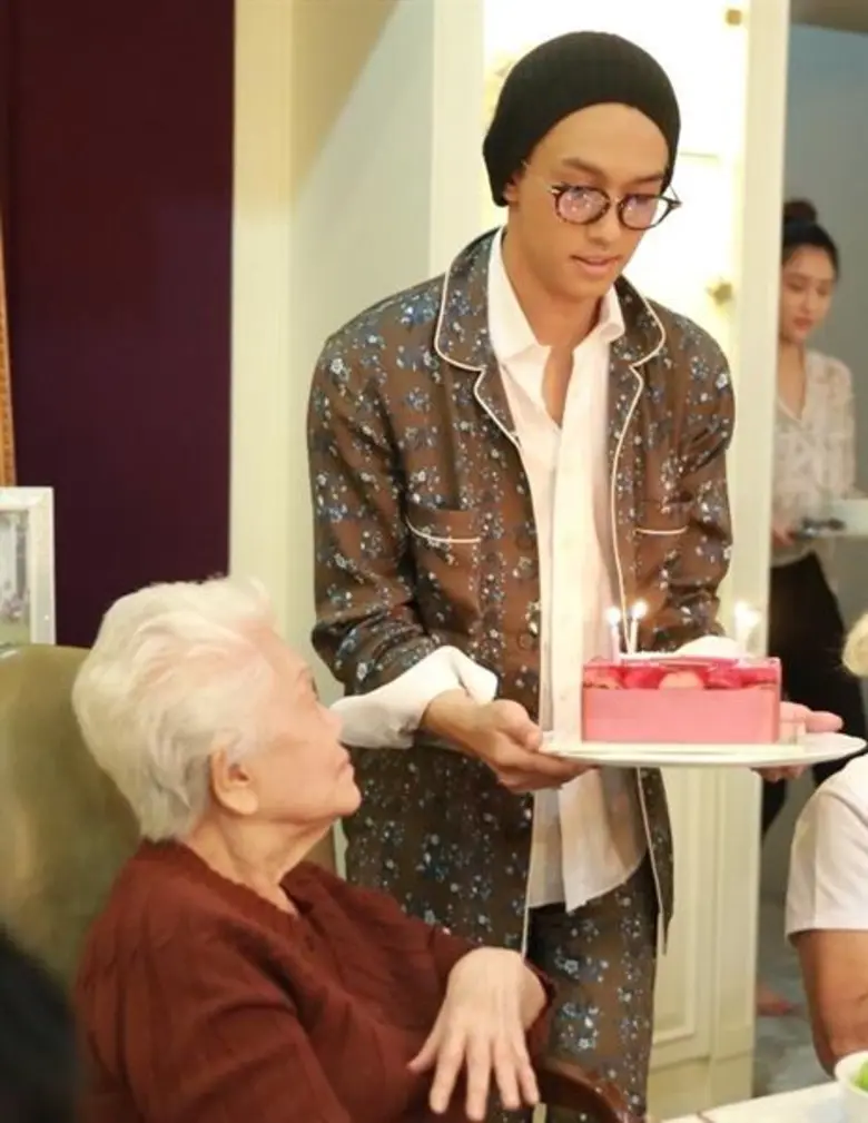 วันคล้ายวันเกิดคุณแม่สมสุข กัลย์จาฤก อายุครบรอบ 90 ปี
