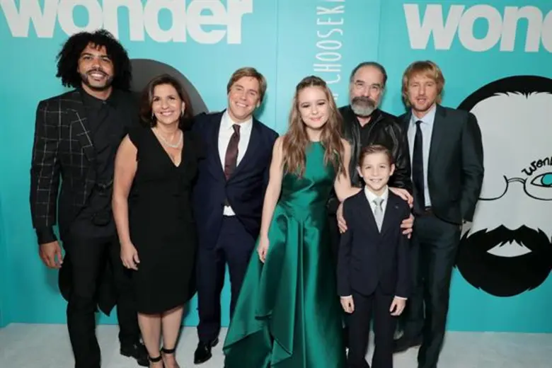 Movie Guide: 'เจคอบ เทร็มเบลย์’ หนุ่มน้อยมหัศจรรย์ นำทีมนักแสดงร่วมจอ เปิดตัว “WONDER” ส่งความประทับใจสู่ผู้ชมทั้งโลก