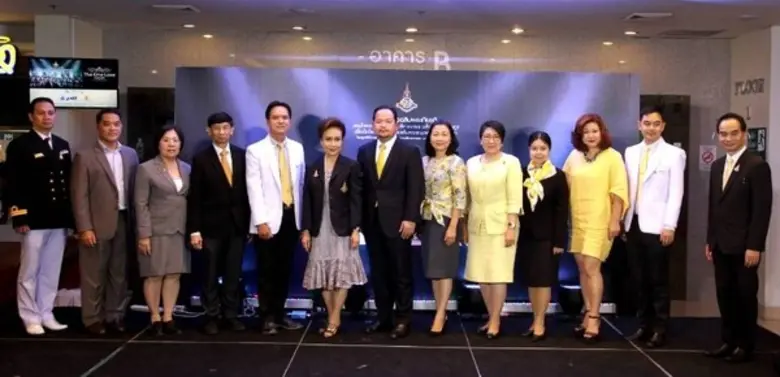 “กลุ่มบริษัทนัมเบอร์วัน” ร่วมสนับสนุนคอนเสิร์ตการกุศลฯ เพื่อโครงการ “ผ่าตัดหมอนรองกระดูกสันหลัง เพื่อพระภิกษุ นักบวชในศาสนาต่างๆ และผู้ยากไร้”