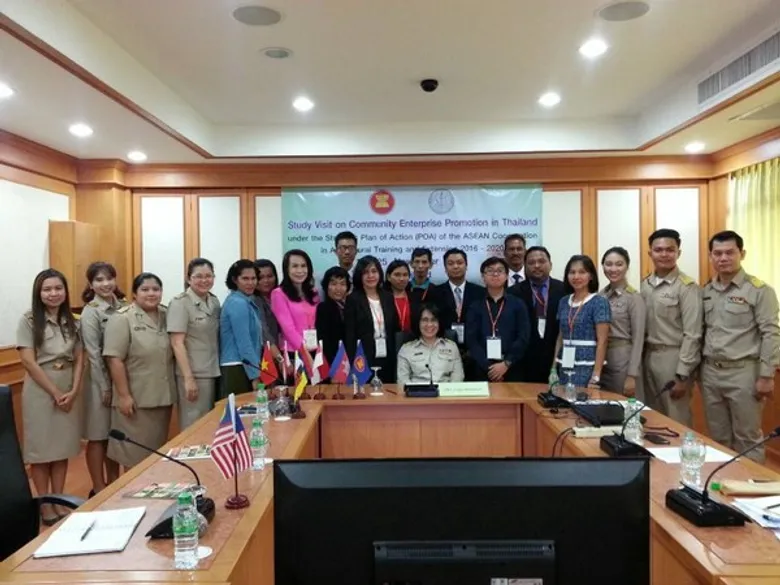 กรมส่งเสริมการเกษตร นำประเทศสมาชิกอาเซียนดูงานส่งเสริมวิสาหกิจชุมชน