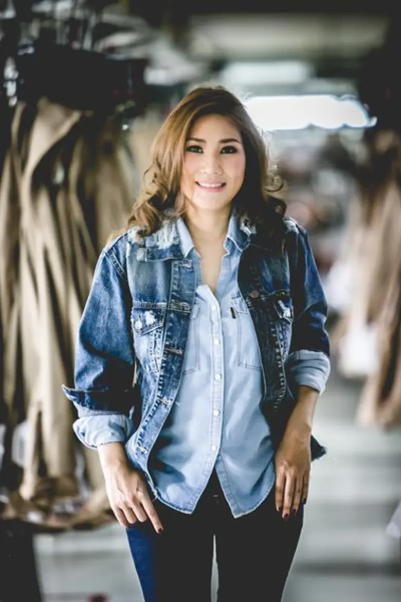 บอสสาวสุดไฮเปอร์แห่ง บีเจ ยีนส์ "คุณเบน ก...